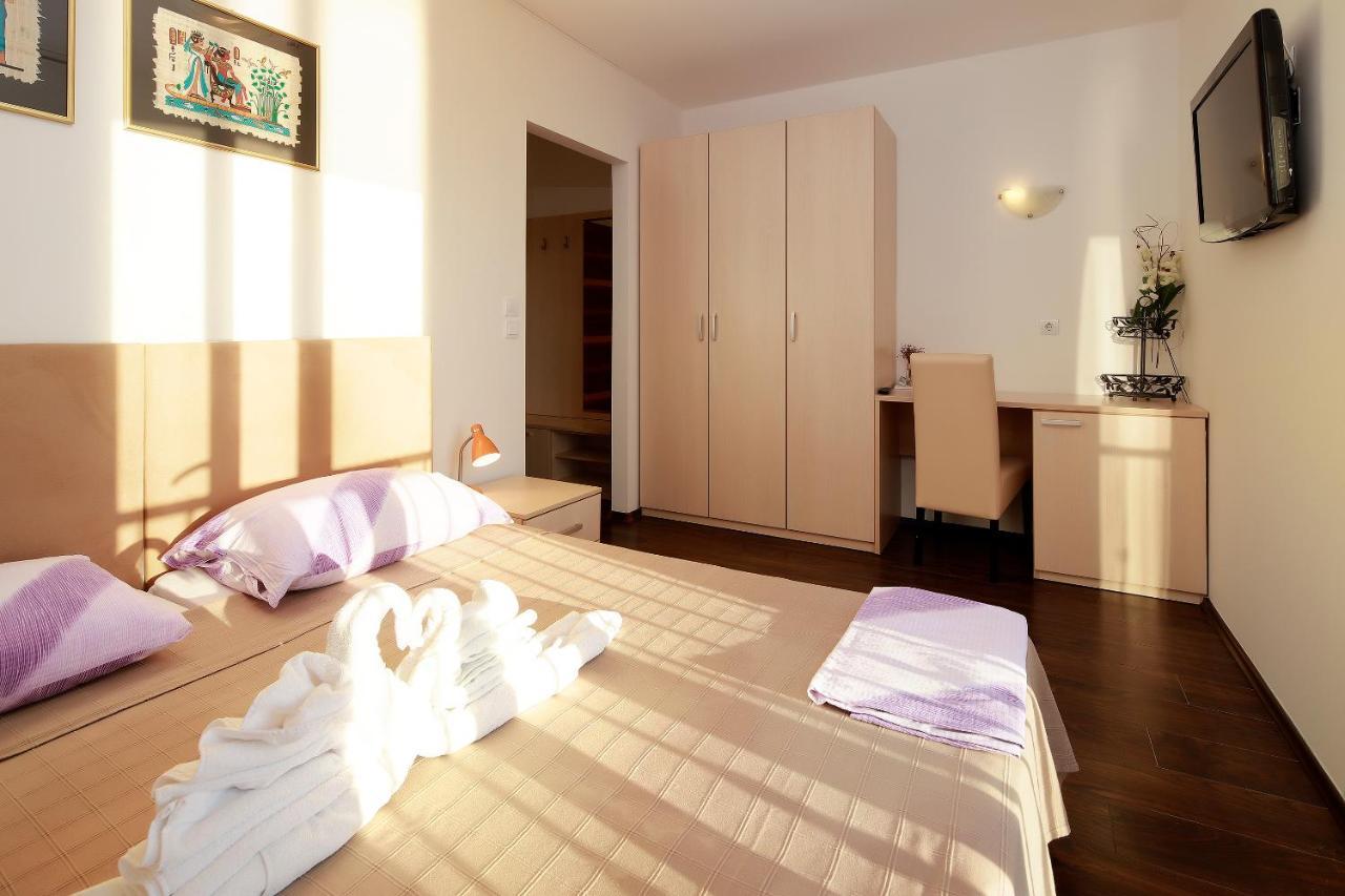 Pension Riviera-Silo Екстер'єр фото